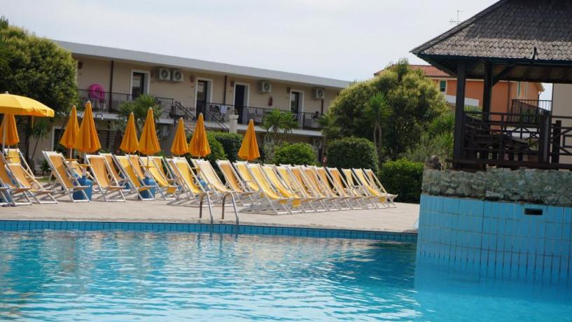 Villaggio 4 stelle con piscina bambini e animazione