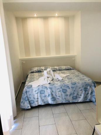 Albergo Camera Matrimoniale Superior con TV-a-schermo-piatto