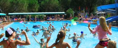 Piscina in Umbria con animazione e acquagim 