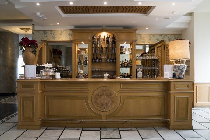 Bar interno all'hotel, Cilento