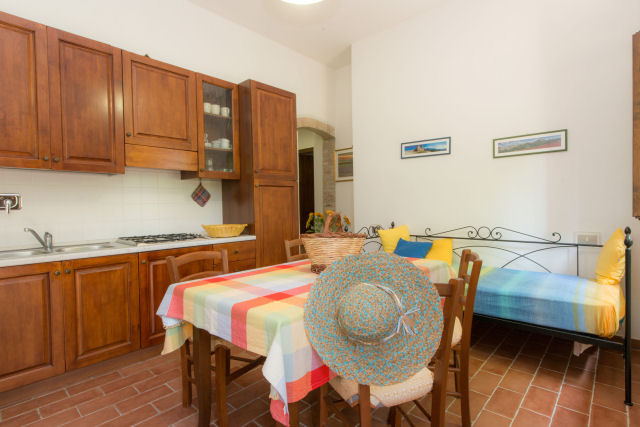 Soggiorno cucina in appartamento vacanza trilocale