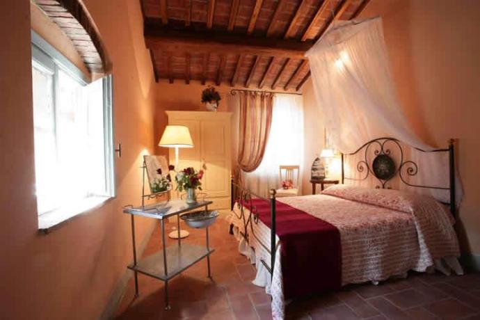 Agriturismo con camere romantiche in Toscana