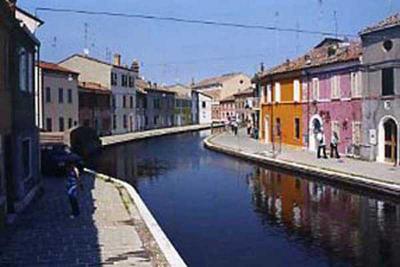 BB and hotels near the center of Comacchio