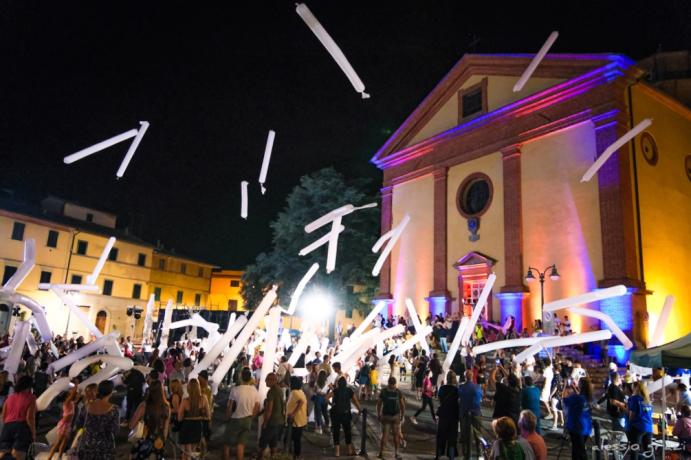 L'Incantaborgo - Festival delle arti di strada a Sinalunga