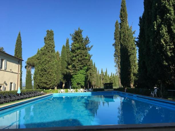 Piscina con salarium villa vicino Perugia 