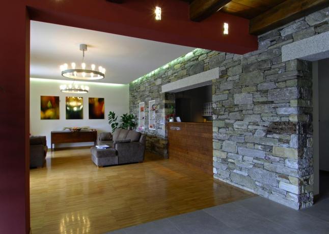 Hall Hotel 4 stelle con piscina Mottarone