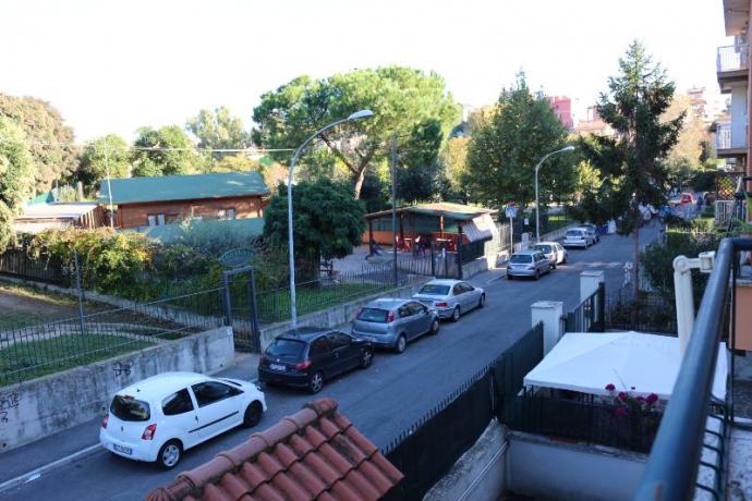 esterno appartamento la piccola casa romana