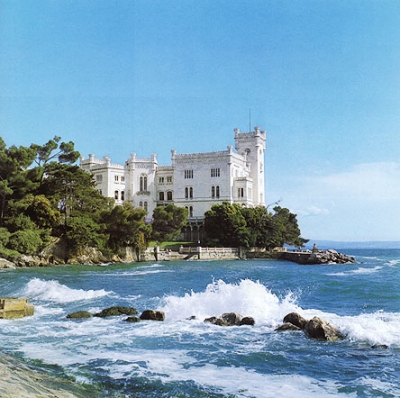 hotel near: Castel of Miramare
