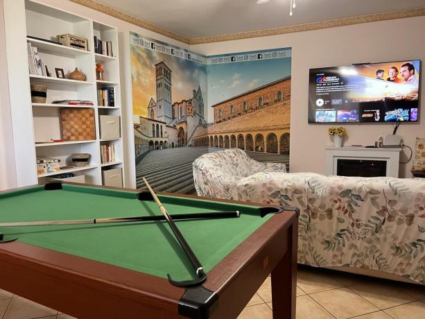 Lounge with Billiards, Smart TV, and Fireplace