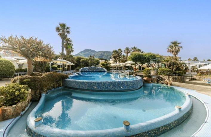Hotel Ischia con piscine acqua salata e massaggi