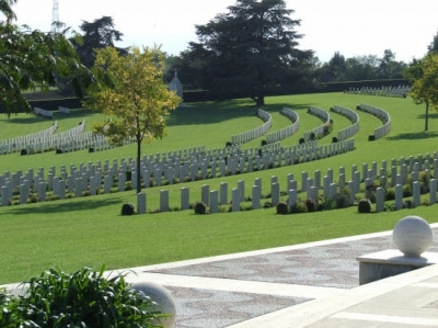 Cimitero degli eroi a Torino di sangro