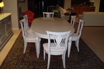 Tavolo legno massello laccato offerta