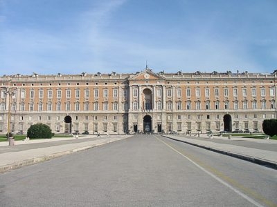 Facade of the Palace, residences and BB 