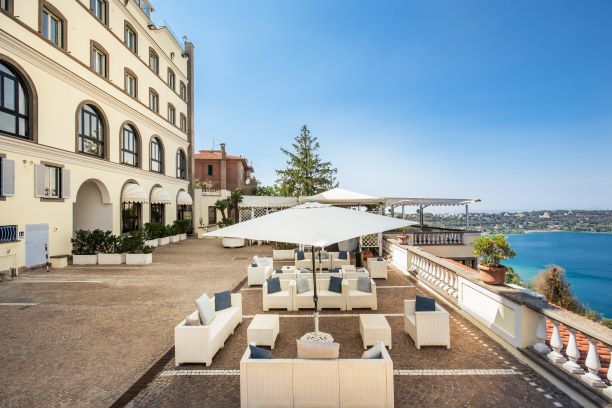 Terrazza Panoramica dell'albergo vicino Roma