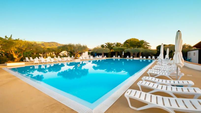 Piscina Villaggio 3 stelle sulla Costa Ionica