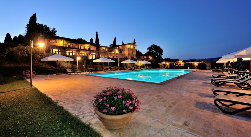 Camere e Suite con Mini-Piscina Idromassaggio, Centro Benessere in esclusiva, Piscina e ristorante romantico, a 3 km da Perugia ed Assisi