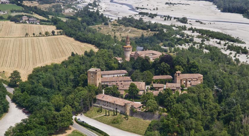 Il Borgo immerso nella valle del Trebbia 