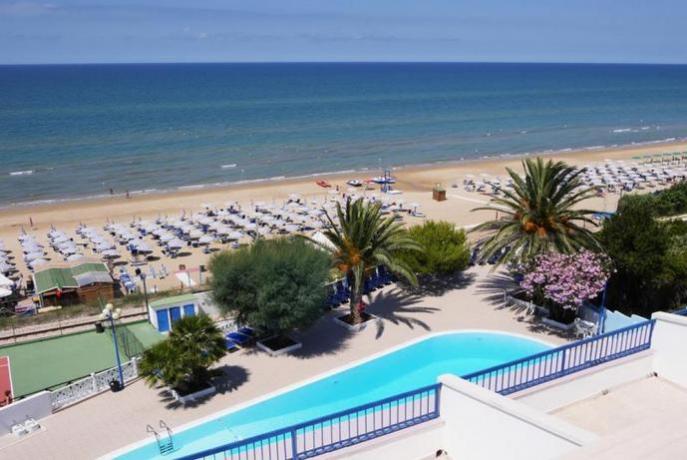 SETTIMANA D'ESTATE a Rodi Garganico in villaggio fronte mare con Ristorante, Piscina e Animazione per Bambini con Bonus Vacanze Accettato