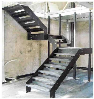 struttura scala da rivestire in legno