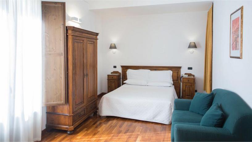 Hotel vicino alla piazza di Largo Petrolo Castellammaredelgolfo