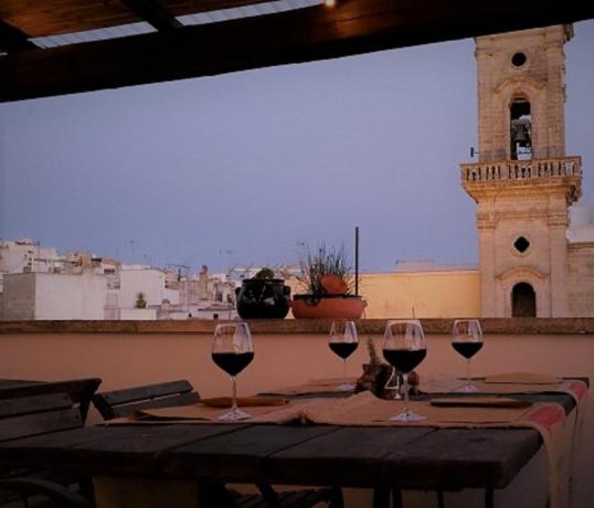 Hotel con terrazza panoramica con ristorante in Salento