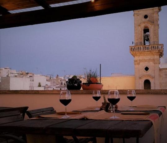 Hotel con terrazza panoramica con ristorante in Salento 