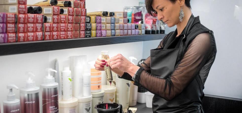 Preparazione Trattamento Ristrutturante per Capelli Uomo/Donna