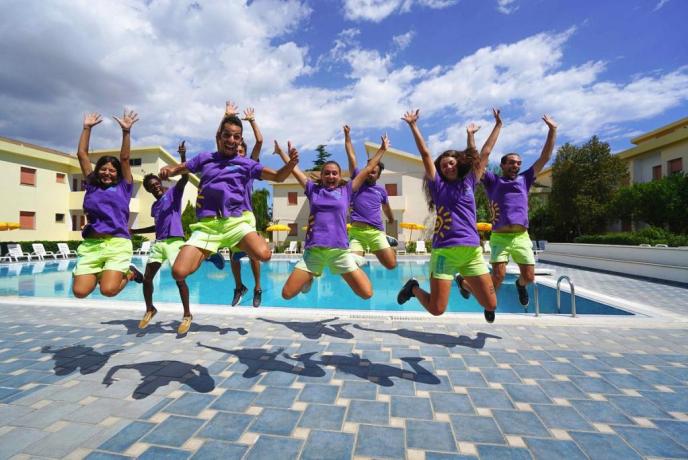 animazione miniclub in villaggio-turistico Sellia-marina