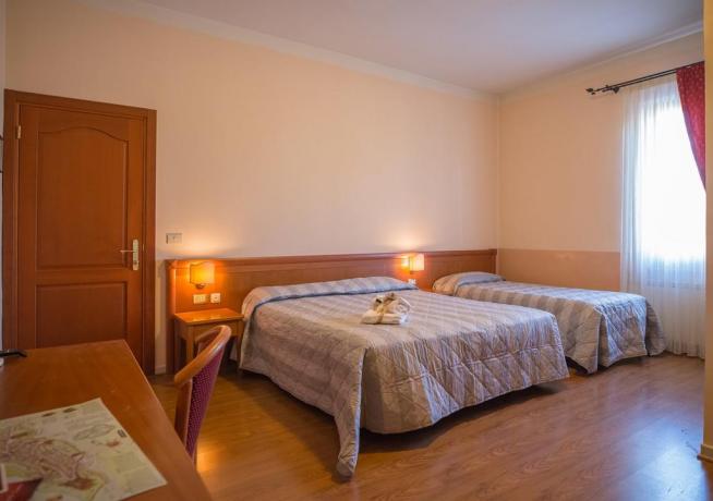 Camera Tripla in Affittacamere ai piedi di Assisi