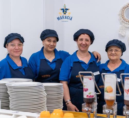 staff cuoche del Villaggio Maragia