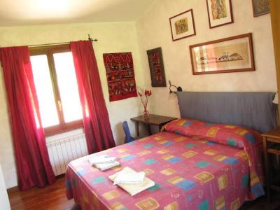 Camere di diverse tipologie con bagno privato