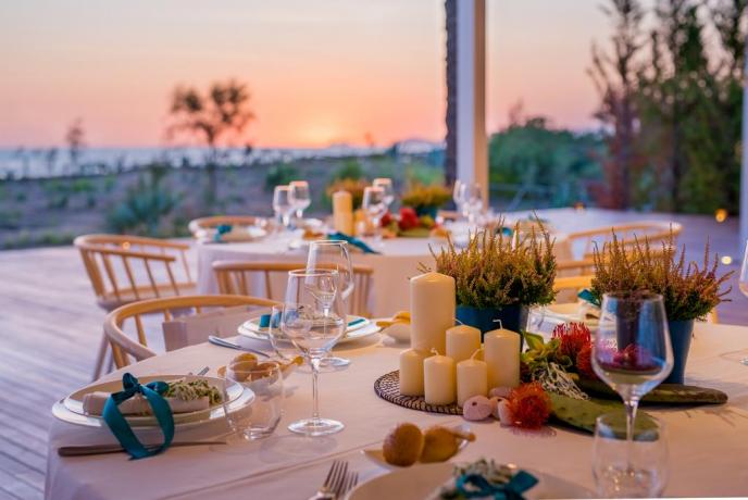 Cena al tramonto in hotel4stelle a Baia Domizia