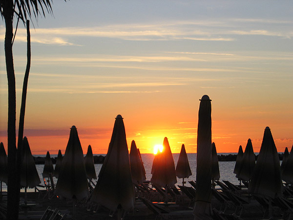 Tramonto in Spiaggia a Bellaria Igea Marina