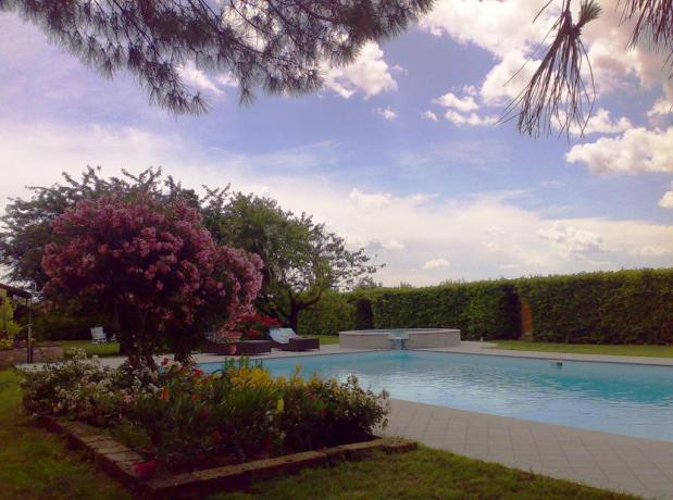 Agriturismo a Mantova con piscina idromassaggio 