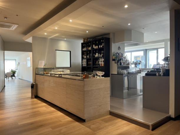 Bar Hotel 3 stelle sul lungomare di Fano