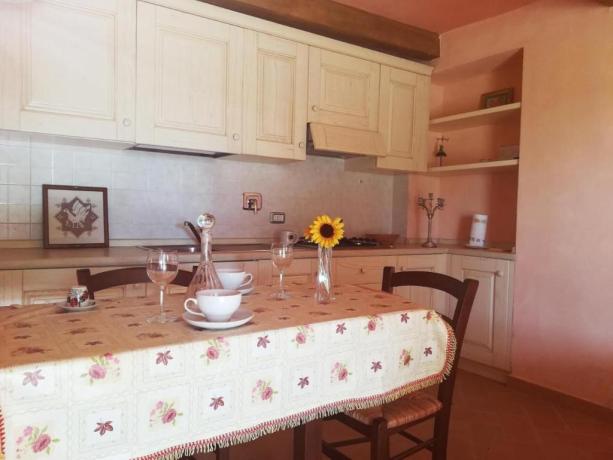 Cucina in appartamento-vacanze a San Venanzo, Terni