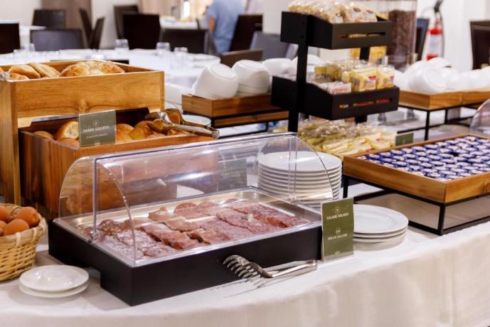 Buffet Colazione in Hotel