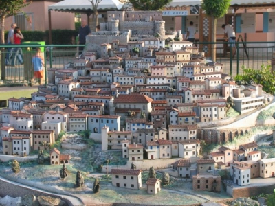 Where to stay near the Park Italy in miniature