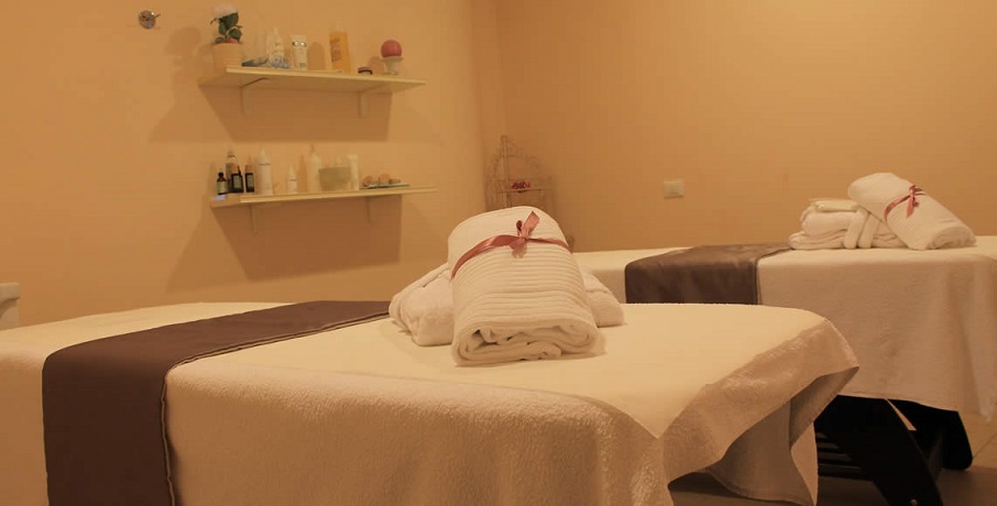 Lettini per Trattamenti e Massaggi alla SPA 