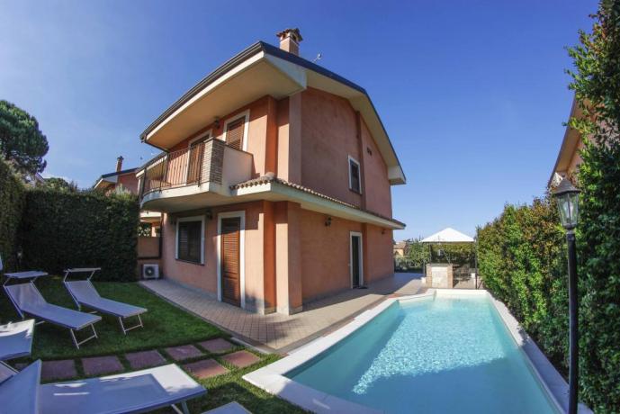 Casa-vacanza per gruppi con piscina e solarium Trecastagni 