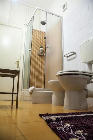 Bagno privato in camera B&B vicino Etna