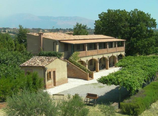 Agriturismo Biologico tra il mar Ionio, il mar Tirreno e il Parco Nazionale del Pollino 