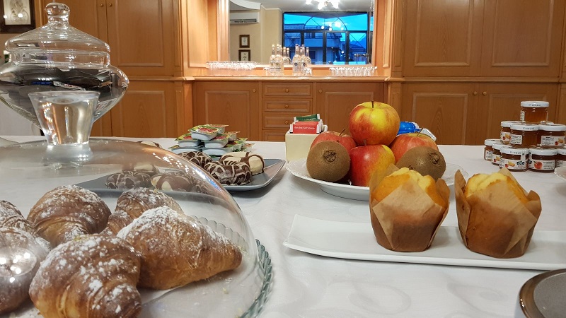 Colazione, buffet dolci, hotel 4 stelle in Cilento 