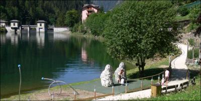 Near the lakes Lakes of Lombardy