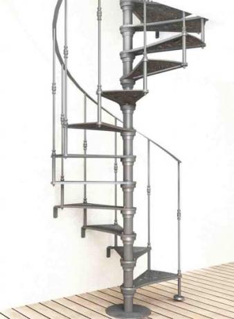 scala chiocciola in ferro