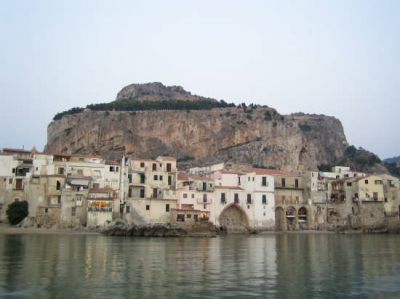 Things to see in cefalu: La rocca di Cefalù