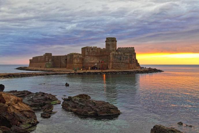 Hotel 4 stelle a Capo Rizzuto con pensione-completa