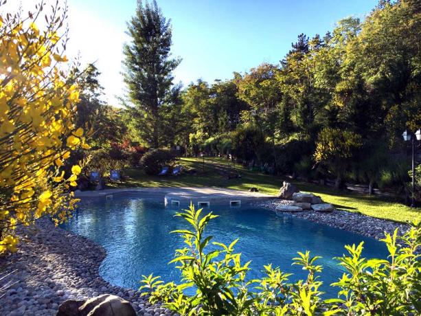 Resort 4 stelle con piscina e giardino Poppi-Arezzo 