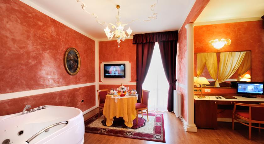 Lastminute weekend romantico in suite con vasca idromassaggio a 2 ... Camere con idromassaggio toscana