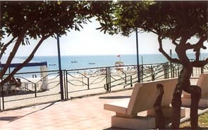 Passeggiate rillassanti lungomare a Siderno